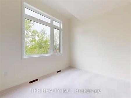 235 GRAND TRUNK AVENUE | 235 GRAND TRUNK AVENUE, Vaughan