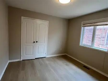 52 QUEENSWAY DRIVE | 52 QUEENSWAY DRIVE, Richmond Hill