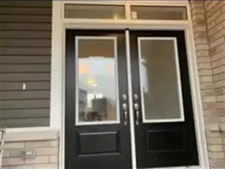 8 SAXONY STREET | 8 SAXONY Street, Kitchener