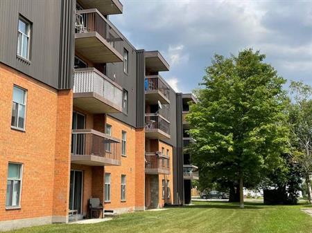 Cooper Place Apts - ALL INCLUSIVE | 537 Cooper Street, Sault Ste. Marie