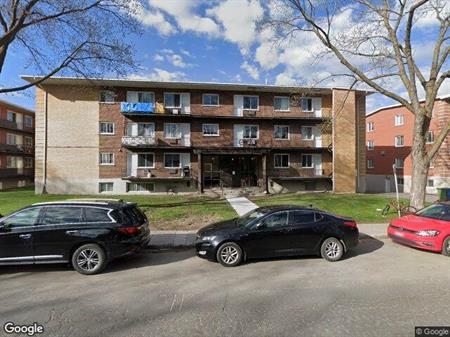 1 CH - 1 SDB - Montréal - $1,225 /mo