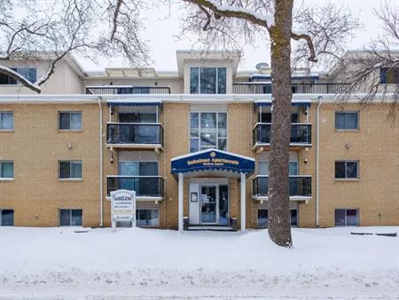 Robelene Apartments | 10725 83 Avenue Northwest, Edmonton