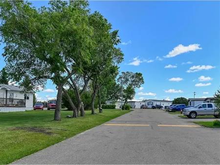 Northset Estates | 1609 14 Street, Wainwright