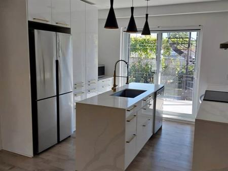 NOUVEAUTÉ À LAVAL - Spacieux 5 ½