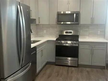 Close to West Edmonton Mall BRAND NEW, 1000+sq ft 2 BEDROOM basement locate | 22120 96 Avenue Northwest, Edmonton