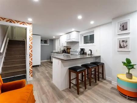 Lower- 70 Laurentian Drive | 70 Laurentian Drive South, London