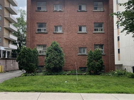 1-215 JACKSON ST W | 215 Jackson St W, Hamilton