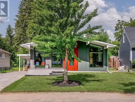 199 LENNOX PARK AVENUE | 199 LENNOX PARK AVENUE, Ottawa