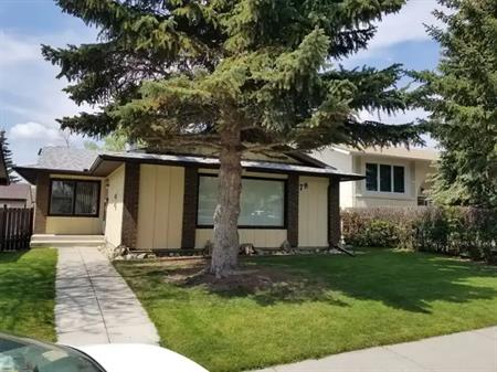 4 BEDROOMS HOUSE IN MIDNAPORE | 79 Midnapore Pl SE, Calgary