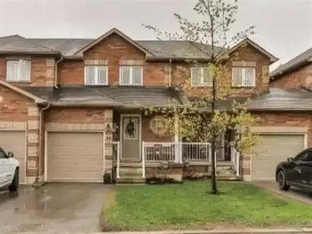 60 SOUTHWOODS CRESCENT | 60 SOUTHWOODS CRESCENT, Barrie