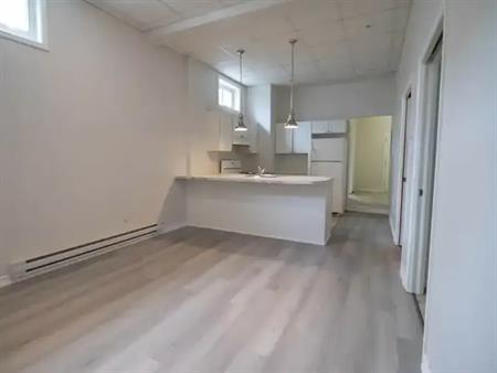 595 King Street - 6 | 595 King Street -, Welland