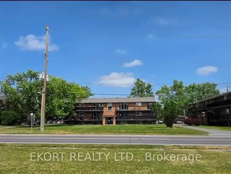 11 - 153 NORTH PARK STREET | 11 - 153 NORTH PARK STREET, Belleville