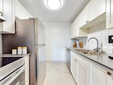 Bradley Court I/II | 1585/1595 Ernest Avenue, London