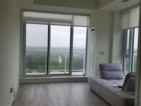 #1424 - 2 DAVID EYER ROAD | #1424 - 2 DAVID EYER ROAD, Richmond Hill