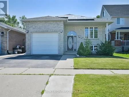 99 LANGLAW DRIVE | 99 LANGLAW DRIVE, Cambridge