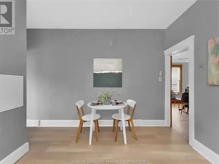 1347 LINCOLN | 1347 LINCOLN, Windsor