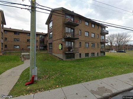 2 CH - 1 SDB - Dorval - $1,450 /mo
