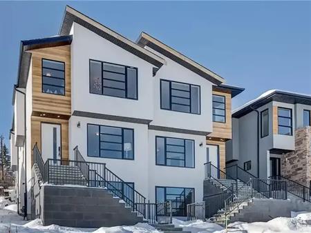 LEXURY 4 BEDROOMs HOUSE RENTAL IN INNER-CITY CALGARY | 3815 Centre A Street Northeast, Calgary