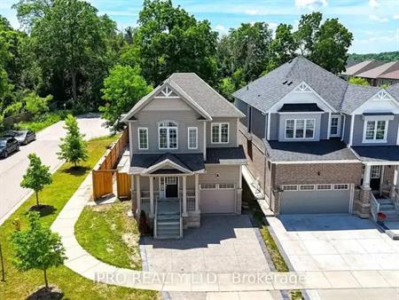UPPER - 24 PLUMRIDGE CRESCENT | UPPER - 24 PLUMRIDGE CRESCENT, Cambridge