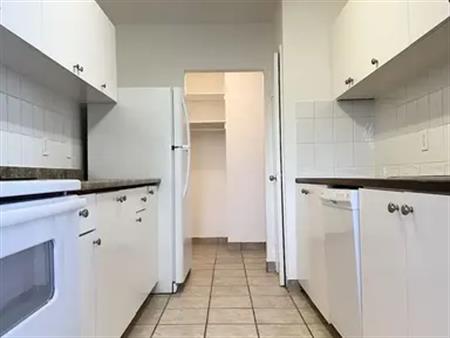 SAIT, University 6 min drive 3 BR Highwood Apartment for rent. Washer / Dryer | 64 Holmwood Ave NW, Calgary