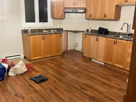 Beau grand 4 1/2 à louer , secteur du Cap Trois-Rivières, près des services et des écoles
