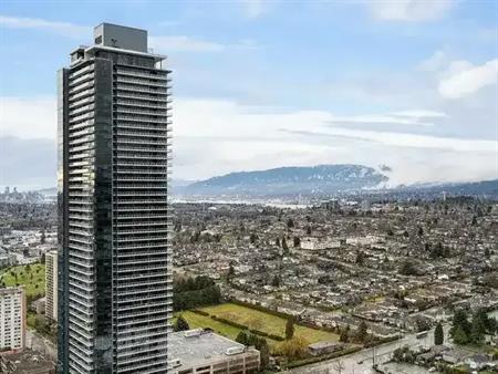Beautiful  Spacious 2 Bedroom Condo In Brentwood! | 4650 Brentwood Boulevard, Burnaby