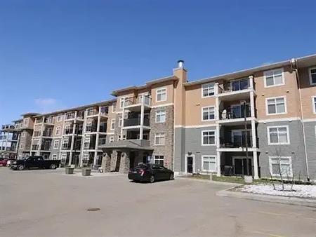 Stylish 2 bedrooms condo in Schonsee | 103 - 6070 Schonsee Way, Edmonton