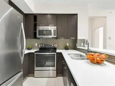 2 Bed Top-Floor Condo for Rent in Silverado SW | 175 Silverado Boulevard Southwest, Calgary