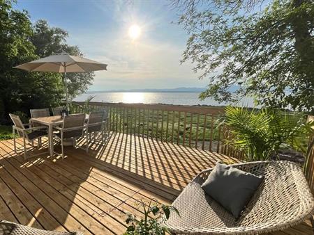 Chalet à louer, Au rythme du fleuve, bord de l'eau, nouveau sur le marché