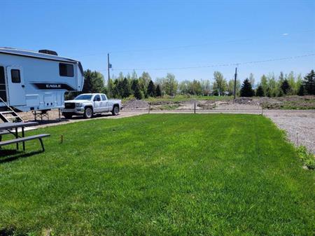 Terrain sur nouveau camping au bord du lac St-Jean