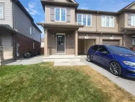 126 MONARCH STREET | 126 MONARCH STREET, Welland