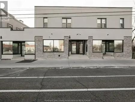 1233 University AVENUE West | 1233 University AVENUE West, Windsor