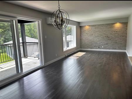PROMOTION 1595$ Pour 5 1/2 Avec Garage