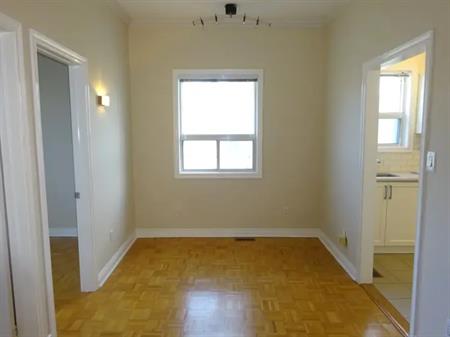 Bright 2-bedroom apt unit _ Avail Sept 1/2025 (or August/2025) | 127 Lippincott Street, Toronto