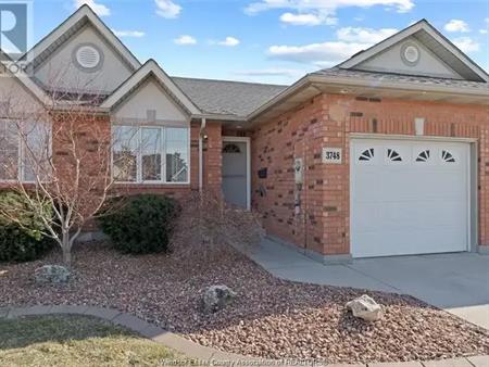 3748 PRAIRIE COURT | 3748 PRAIRIE COURT, Windsor