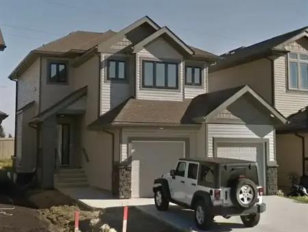 Family/Inlaw Suite Home in Tamarack – Rent Upper or Full House | 1440 30 Ave NW, Edmonton