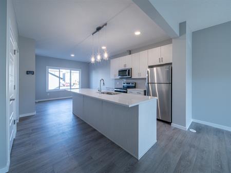 Beautiful 3-Bedroom Main Floor Suite in Glenridding Ravine! Available Aug 1! | 2068 159 Street Southwest, Edmonton
