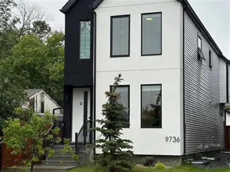 Beautiful contemporary main floor/upstairs suite | 9736 160 Street Northwest, Edmonton