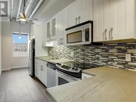 31 MAIN Street Unit# 201 | 31 MAIN Street Unit# 201, Cambridge