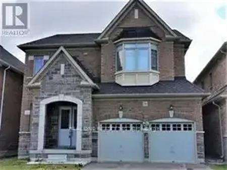 39 LEWIS AVENUE | 39 LEWIS AVENUE, Bradford West Gwillimbury