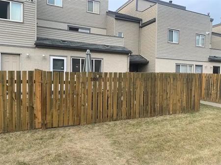 Bright & Spacious 2-Bedroom Condo Steps from Foothills Hospital & U of C | 109 - 1540 29 St NW, Calgary