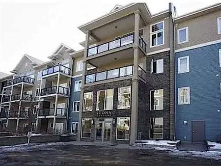 Main floor 2 bedrooms, 2 bathrooms located in Old Strathcona | 103 - 10121 80 Avenue NW, Edmonton