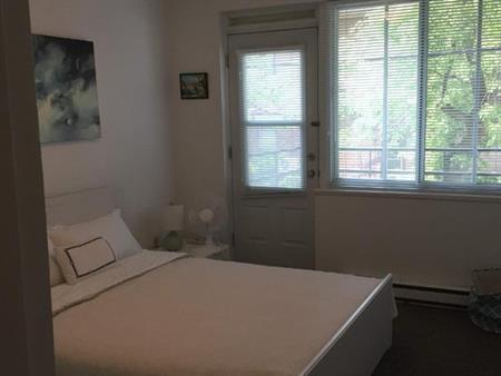 1 CH - 1 SDB - Montréal - $1,395 /mo