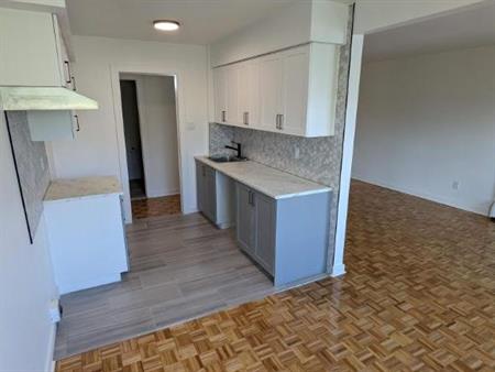 2 CH - 1 SDB - Montréal - $1,650 /mo
