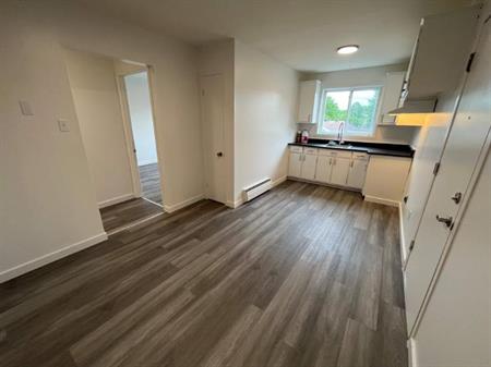 2 CH - 1 SDB - Québec - $955 /mo