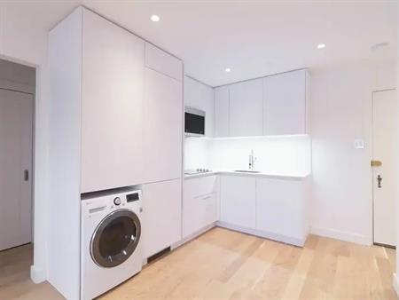 4715 Queen Mary Road | 4715 Queen Mary Road, Montreal