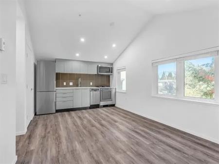 1180 Comox | 1182 Comox Street, Vancouver