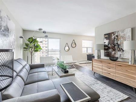 St. James Place I | 1255 Huron St., London