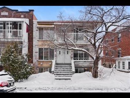 Grand 51/2 à Montréal