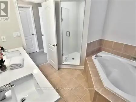 1246 AGRAM DRIVE | 1246 AGRAM DRIVE, Oakville
